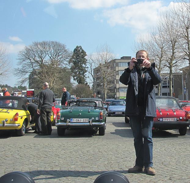 Openingsrit MG CLL- org. Annick en Johan (2).JPG - Les 1: trek een foto, goe bezig Johan.